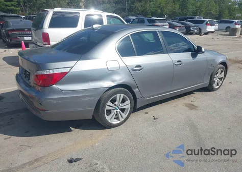 2010 BMW 528I xDrive из США, поврежденный, VIN WBANV1C53AC445530